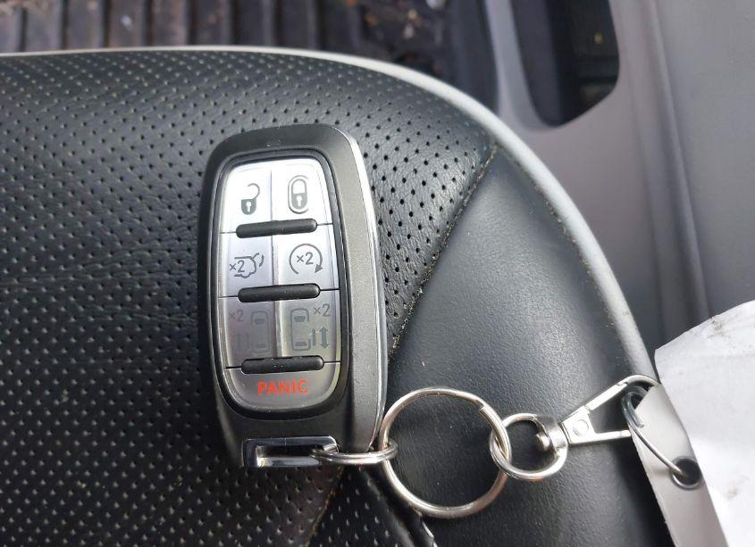 Photo 11 of 2022 Chrysler Pacifica LIMITED AWD (VIN 2C4RC3GG3NR216814)