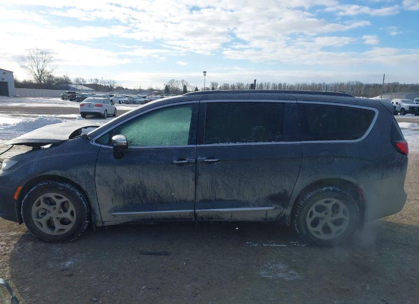 Photo 14 of 2022 Chrysler Pacifica LIMITED AWD (VIN 2C4RC3GG3NR216814)