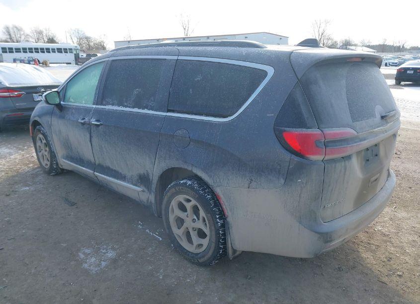 Photo 3 of 2022 Chrysler Pacifica LIMITED AWD (VIN 2C4RC3GG3NR216814)