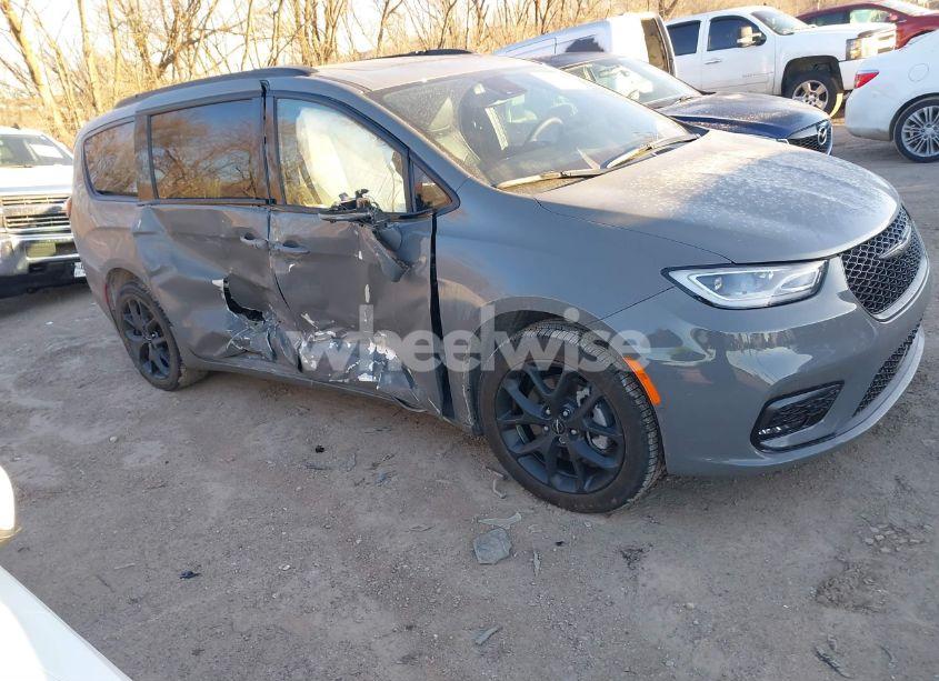 2022 Chrysler Pacifica LIMITED AWD (VIN 2C4RC3GG4NR119802) main photo