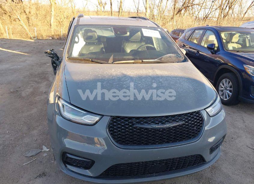 Photo 12 of 2022 Chrysler Pacifica LIMITED AWD (VIN 2C4RC3GG4NR119802)