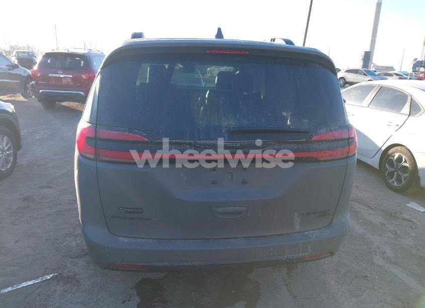 Photo 16 of 2022 Chrysler Pacifica LIMITED AWD (VIN 2C4RC3GG4NR119802)