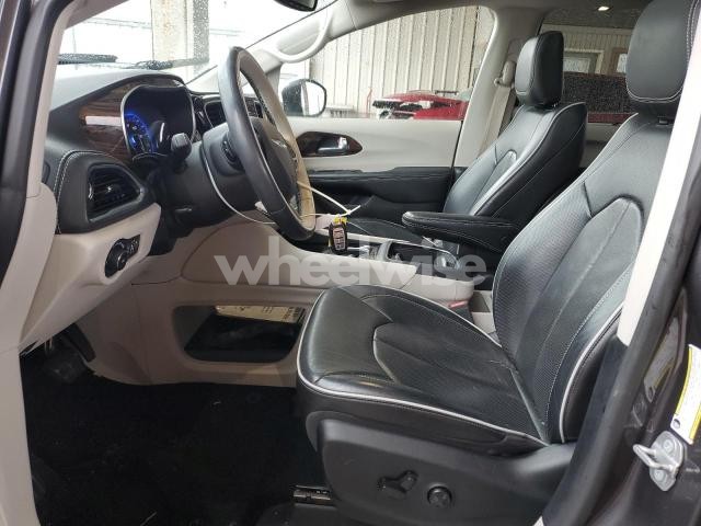 Photo 4 of 2021 CHRYSLER PACIFICA LIMITED (VIN 2C4RC3GG6MR599999)