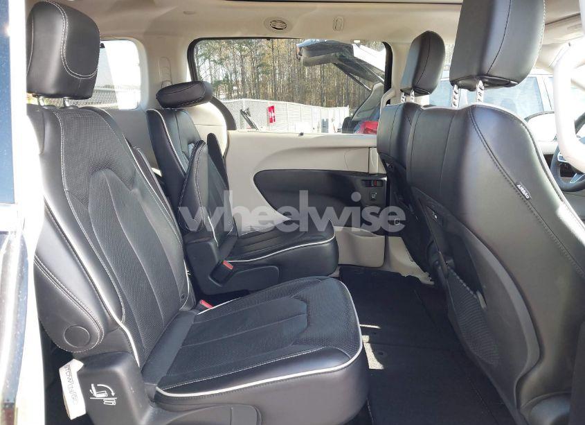 Photo 8 of 2022 Chrysler Pacifica LIMITED AWD (VIN 2C4RC3GG7NR167181)