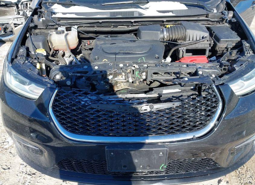 Photo 6 of 2021 Chrysler Pacifica LIMITED AWD (VIN 2C4RC3GG8MR541070)