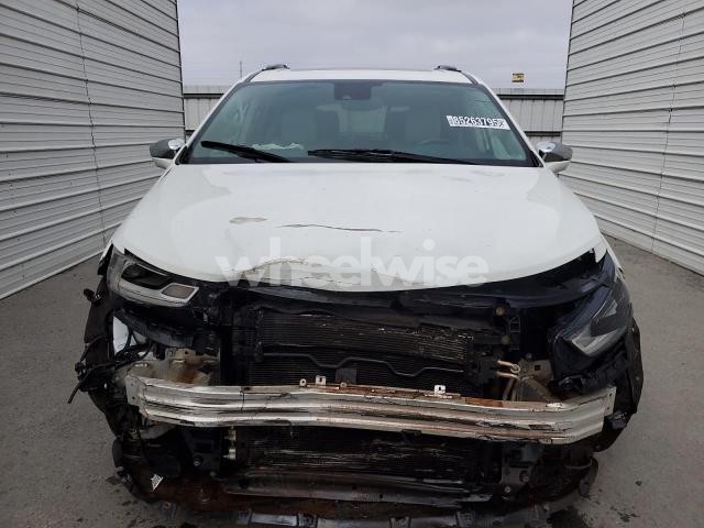 Photo 2 of 2021 CHRYSLER PACIFICA LIMITED (VIN 2C4RC3GG9MR587894)
