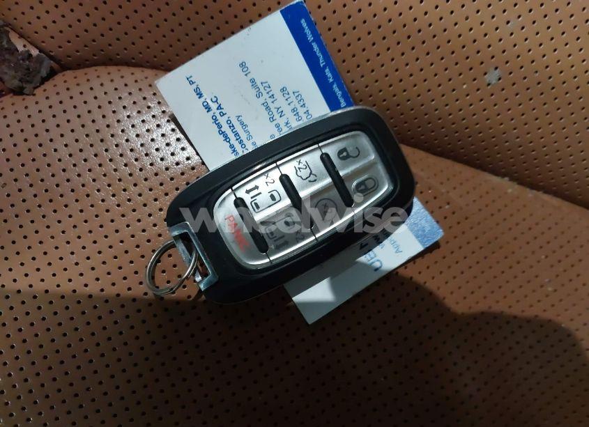 Photo 11 of 2022 Chrysler Pacifica PINNACLE AWD (VIN 2C4RC3PG3NR184513)