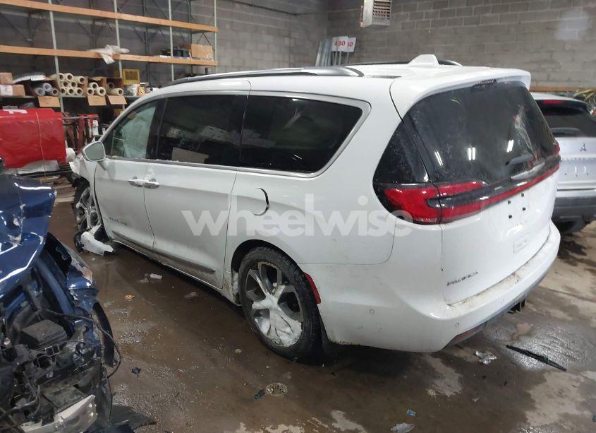Photo 3 of 2022 Chrysler Pacifica PINNACLE AWD (VIN 2C4RC3PG3NR184513)