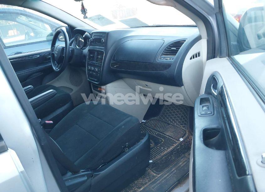 Photo 5 of 2012 Dodge Grand CARAVAN SE/AVP (VIN 2C4RDGBG0CR122513)