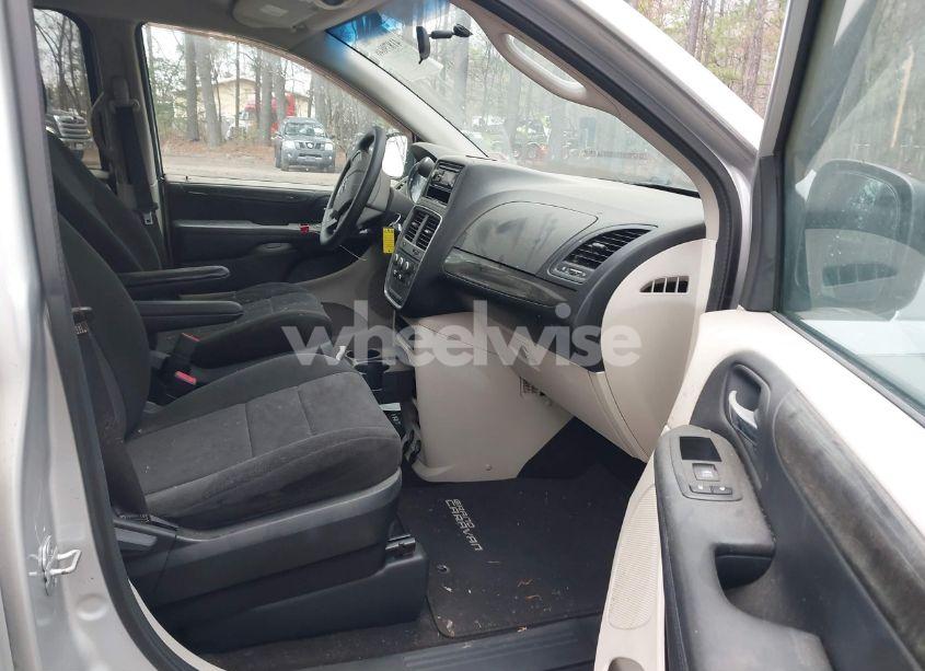 Photo 5 of 2012 Dodge Grand CARAVAN SE/AVP (VIN 2C4RDGBG0CR349524)