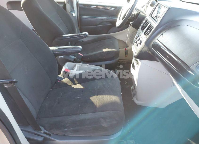 Photo 5 of 2012 Dodge Grand CARAVAN SE/AVP (VIN 2C4RDGBG0CR419538)