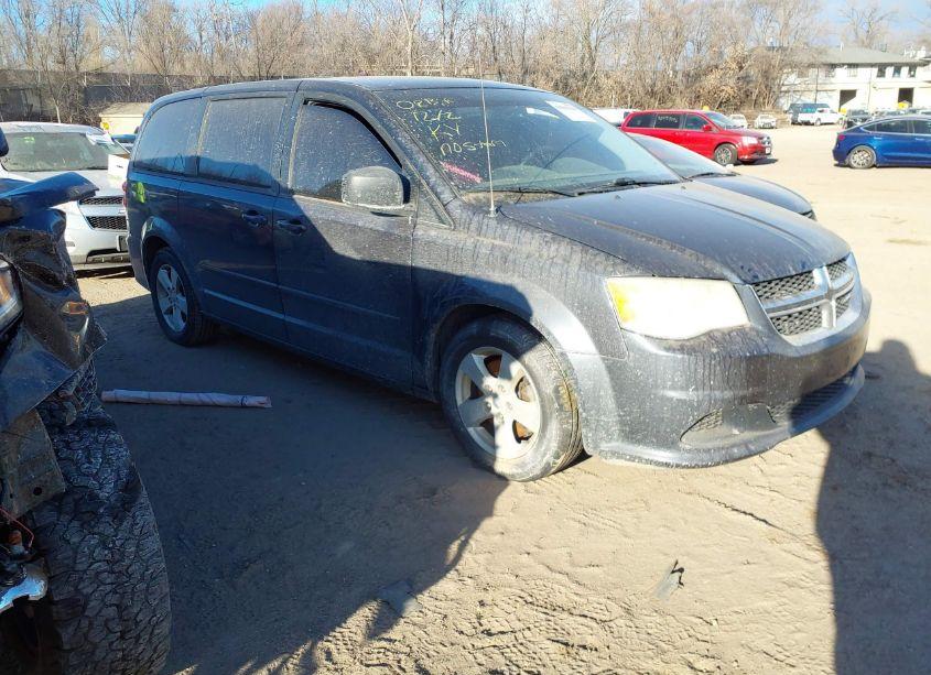 2013 Dodge Grand CARAVAN SE (VIN 2C4RDGBG0DR616825) main photo