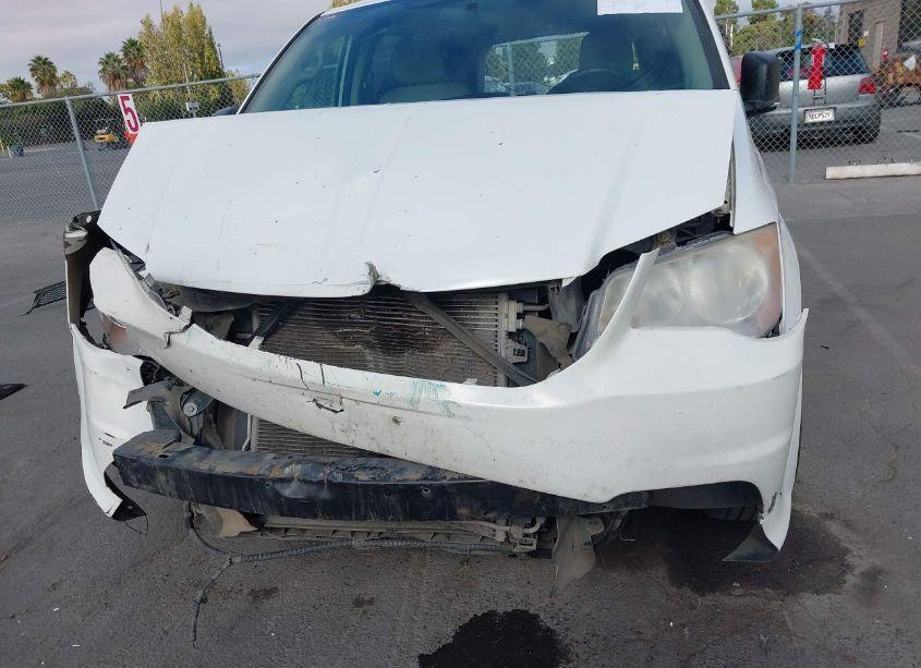 Photo 6 of 2013 Dodge Grand CARAVAN SE (VIN 2C4RDGBG0DR651428)