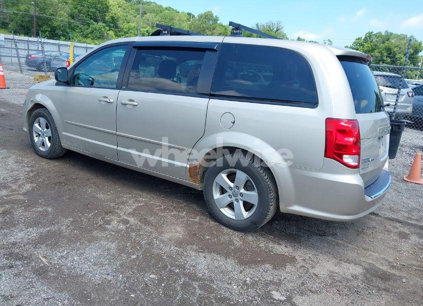 Photo 3 of 2013 Dodge Grand CARAVAN SE (VIN 2C4RDGBG0DR731554)