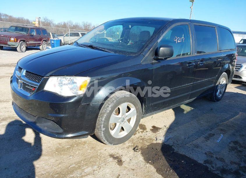 Photo 2 of 2013 Dodge Grand CARAVAN SE (VIN 2C4RDGBG0DR782553)