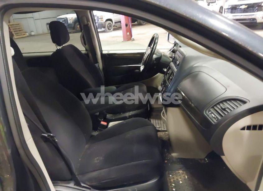 Photo 5 of 2013 Dodge Grand CARAVAN SE/SXT (VIN 2C4RDGBG0DR809895)