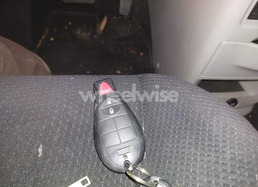 Photo 11 of 2014 Dodge Grand CARAVAN SE (VIN 2C4RDGBG0ER105813)