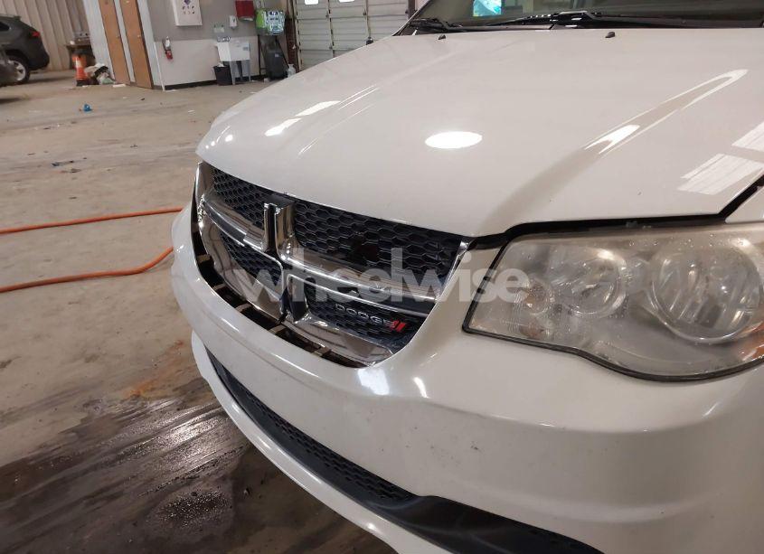 Photo 6 of 2014 Dodge Grand CARAVAN SE (VIN 2C4RDGBG0ER105813)