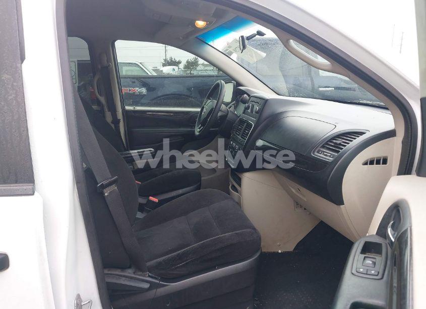 Photo 5 of 2014 Dodge Grand CARAVAN SE/SXT (VIN 2C4RDGBG0ER298917)