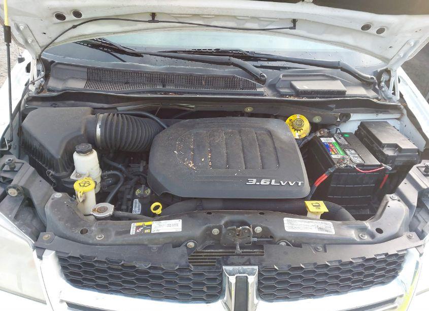 Photo 10 of 2014 Dodge Grand CARAVAN SE 30TH ANNIVERSARY (VIN 2C4RDGBG0ER372904)