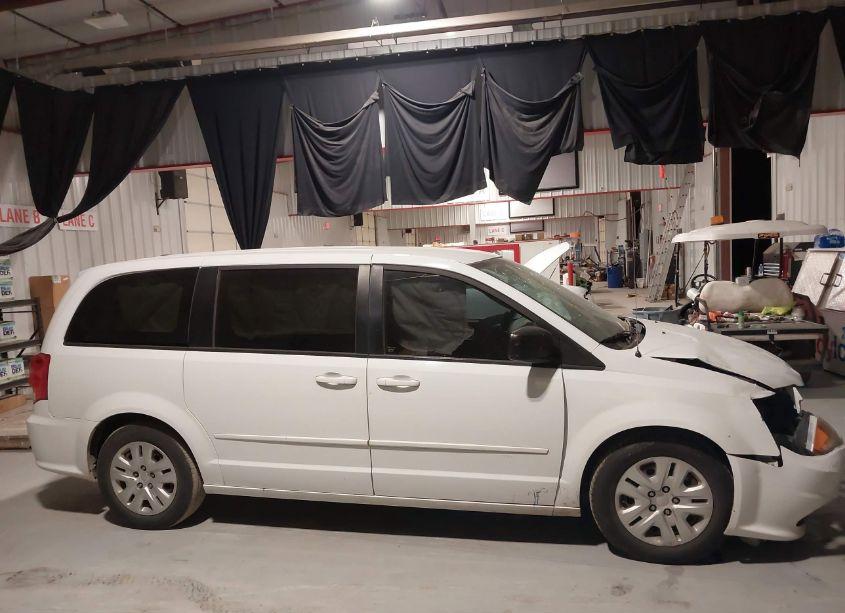 Photo 13 of 2014 Dodge Grand CARAVAN SE (VIN 2C4RDGBG0ER384065)