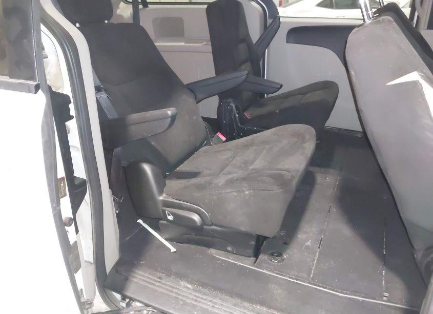 Photo 8 of 2014 Dodge Grand CARAVAN SE (VIN 2C4RDGBG0ER384065)