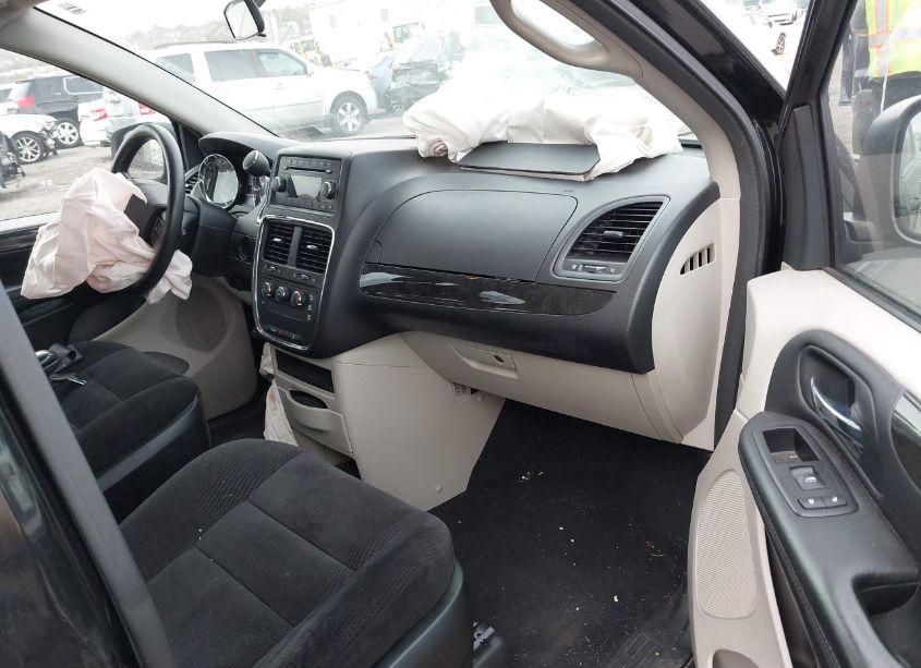 Photo 5 of 2014 Dodge Grand CARAVAN AMERICAN VALUE PKG (VIN 2C4RDGBG0ER473957)