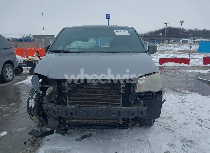 Photo 13 of 2015 Dodge Grand CARAVAN SE (VIN 2C4RDGBG0FR517831)