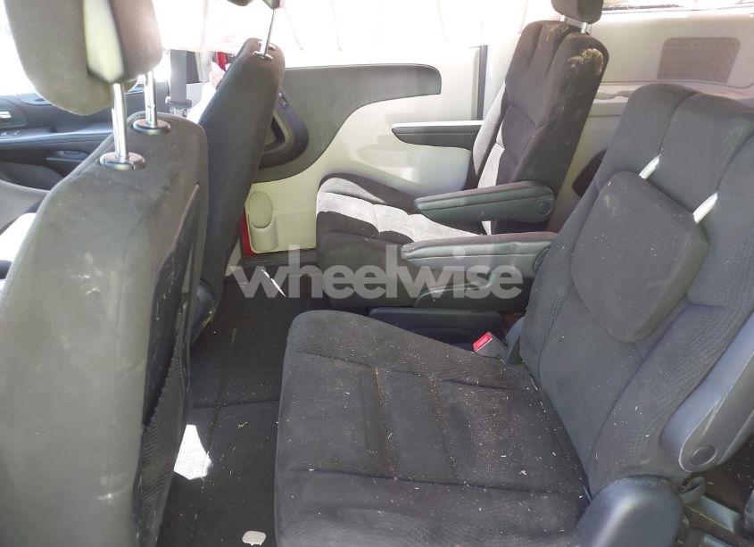 Photo 8 of 2015 Dodge Grand CARAVAN SE (VIN 2C4RDGBG0FR570545)