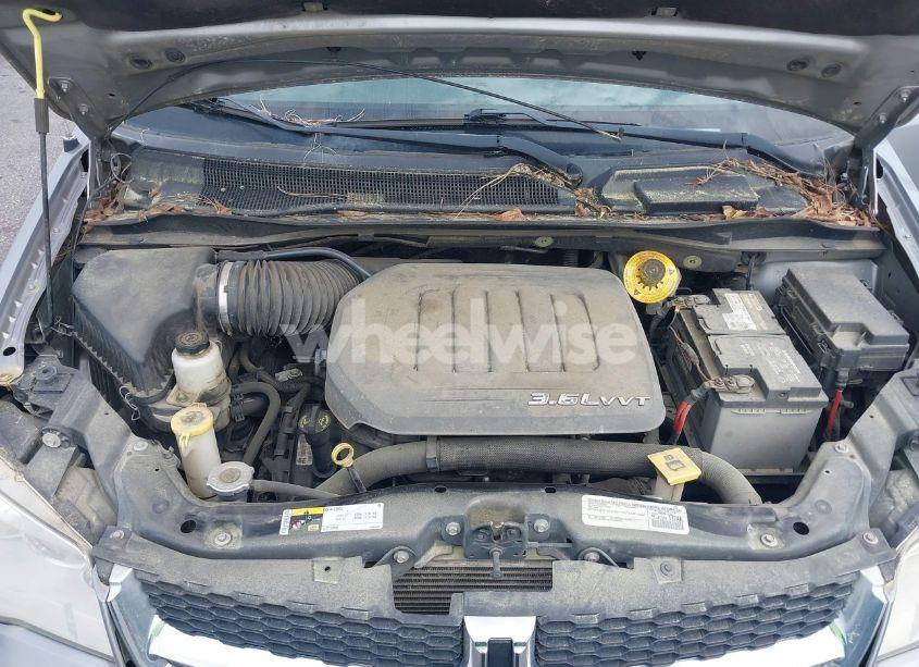 Photo 10 of 2015 Dodge Grand CARAVAN AMERICAN VALUE PKG (VIN 2C4RDGBG0FR570559)