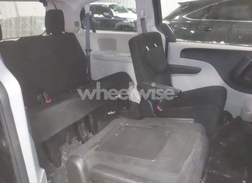 Photo 8 of 2015 Dodge Grand CARAVAN SE (VIN 2C4RDGBG0FR598149)