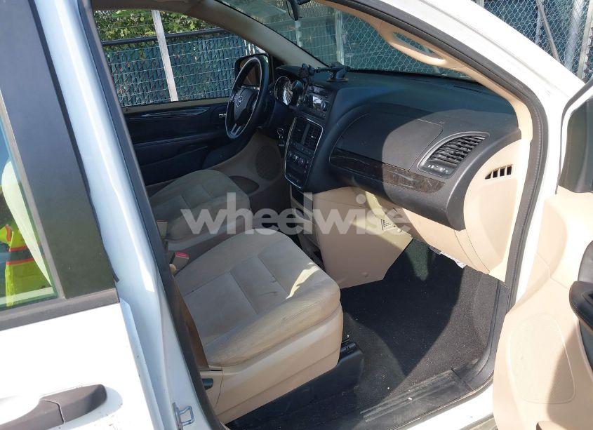 Photo 5 of 2015 Dodge Grand CARAVAN AMERICAN VALUE PKG (VIN 2C4RDGBG0FR606198)