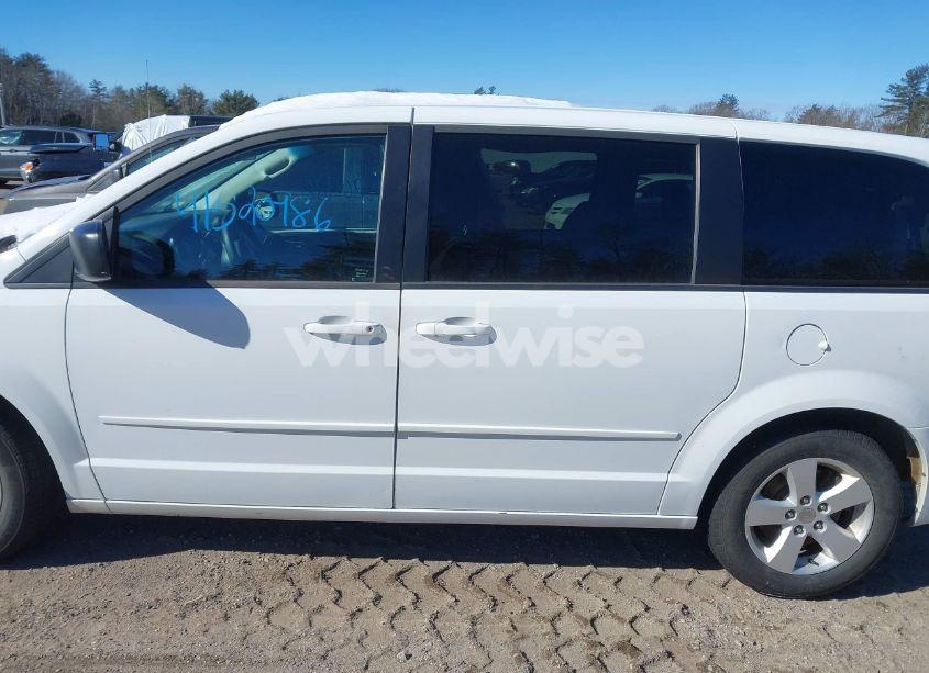 Photo 15 of 2015 Dodge Grand CARAVAN SE (VIN 2C4RDGBG0FR606816)