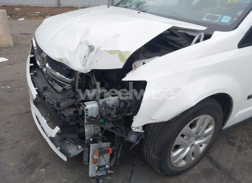 Photo 6 of 2015 Dodge Grand CARAVAN AMERICAN VALUE PKG (VIN 2C4RDGBG0FR615676)