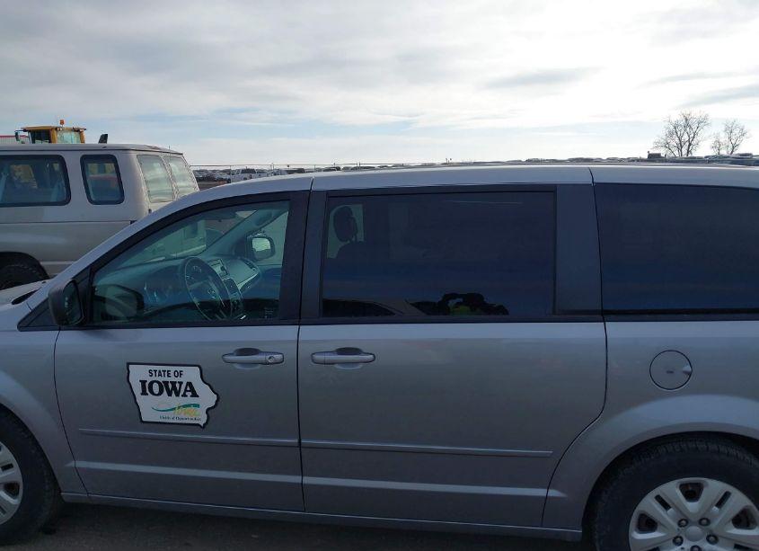 Photo 14 of 2016 Dodge Grand CARAVAN SE (VIN 2C4RDGBG0GR147112)