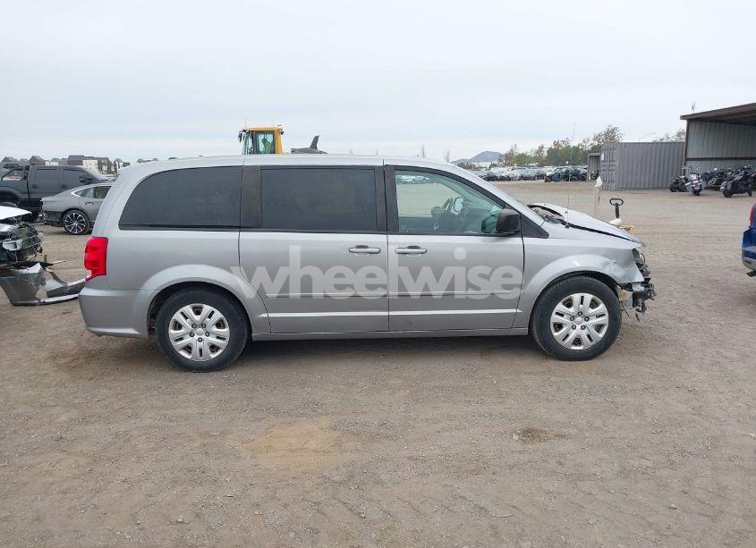 Photo 14 of 2016 Dodge Grand CARAVAN SE (VIN 2C4RDGBG0GR168364)