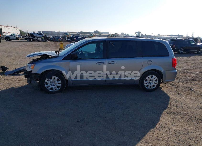 Photo 15 of 2016 Dodge Grand CARAVAN SE (VIN 2C4RDGBG0GR168364)