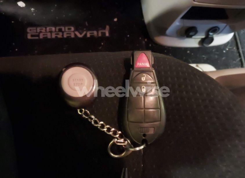 Photo 11 of 2016 Dodge Grand CARAVAN SE (VIN 2C4RDGBG0GR226151)