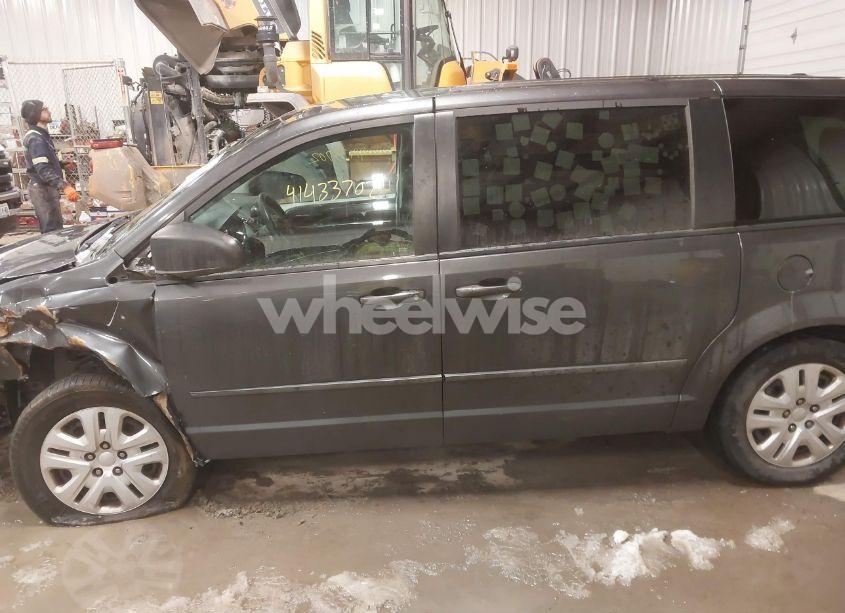 Photo 14 of 2016 Dodge Grand CARAVAN SE (VIN 2C4RDGBG0GR226151)