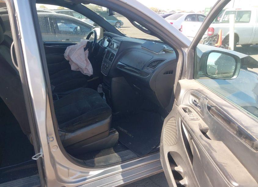Photo 5 of 2016 Dodge Grand CARAVAN SE PLUS (VIN 2C4RDGBG0GR284308)
