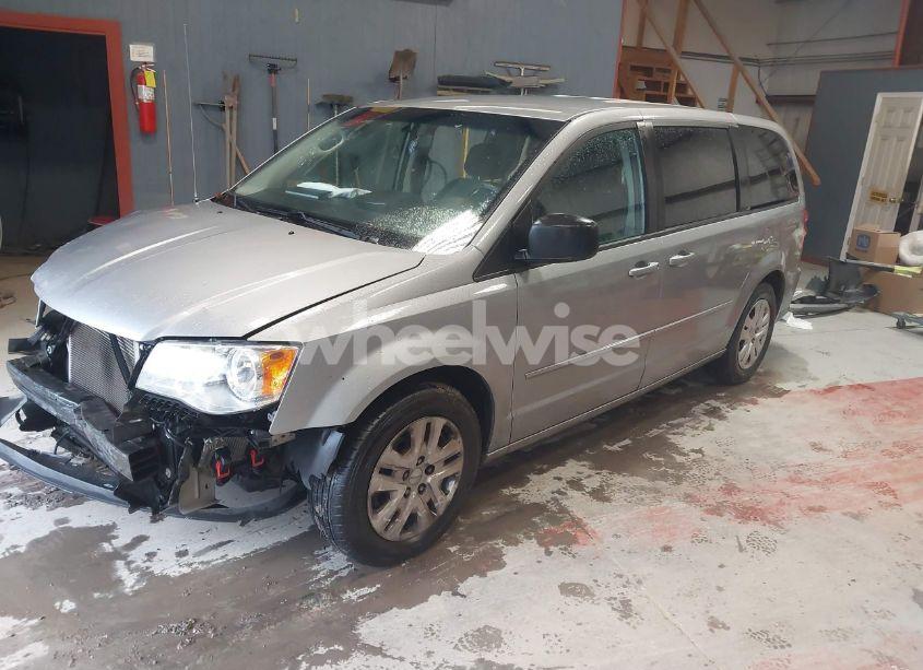 Photo 2 of 2016 Dodge Grand CARAVAN SE (VIN 2C4RDGBG0GR373991)