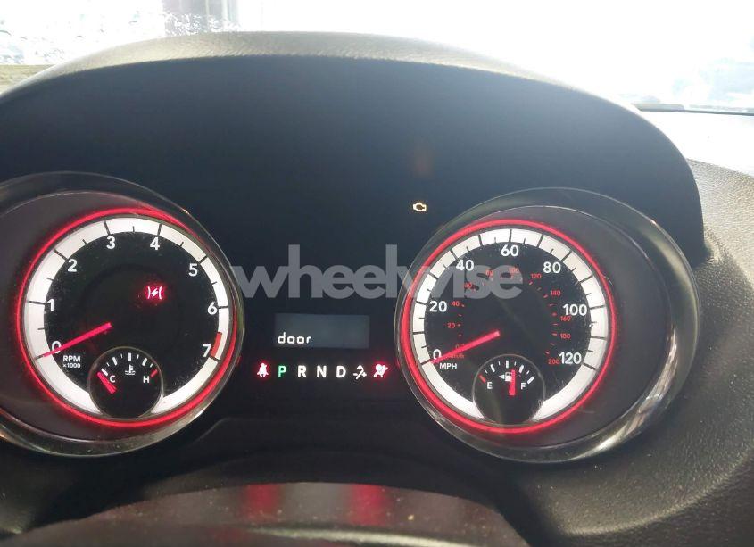 Photo 7 of 2016 Dodge Grand CARAVAN SE (VIN 2C4RDGBG0GR373991)