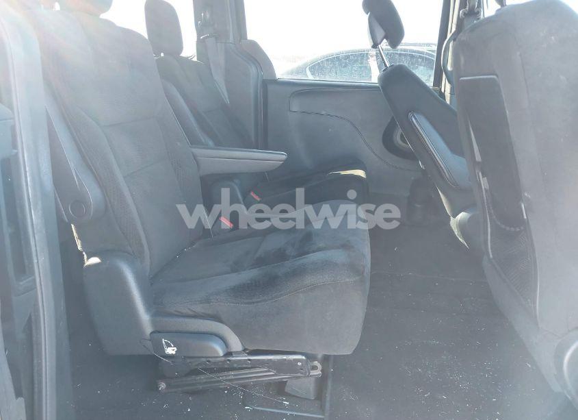 Photo 8 of 2016 Dodge Grand CARAVAN SE PLUS (VIN 2C4RDGBG0GR378494)