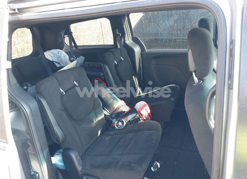 Photo 8 of 2016 Dodge Grand CARAVAN SE PLUS (VIN 2C4RDGBG0GR392251)