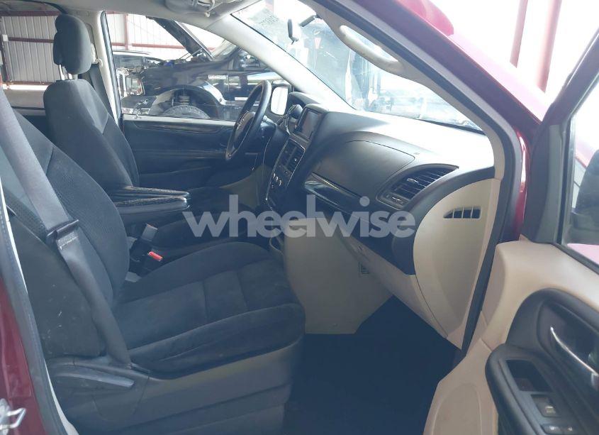 Photo 5 of 2017 Dodge Grand CARAVAN SE (VIN 2C4RDGBG0HR606463)