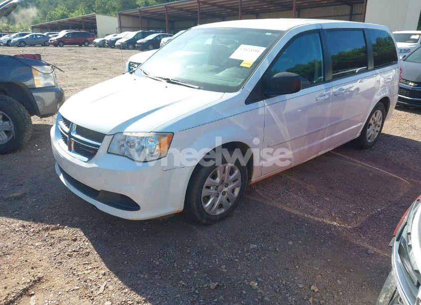 Photo 2 of 2017 Dodge Grand CARAVAN SE (VIN 2C4RDGBG0HR624803)