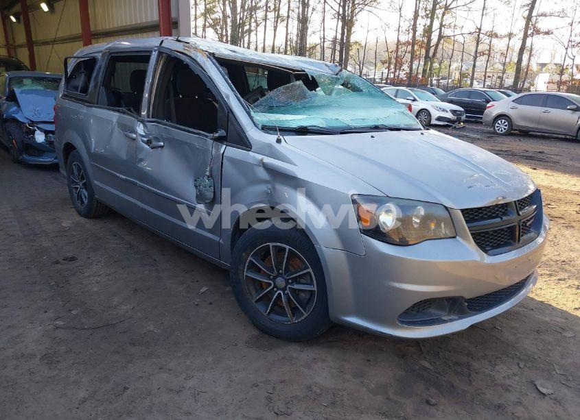 2017 Dodge Grand CARAVAN SE PLUS (VIN 2C4RDGBG0HR662886) main photo