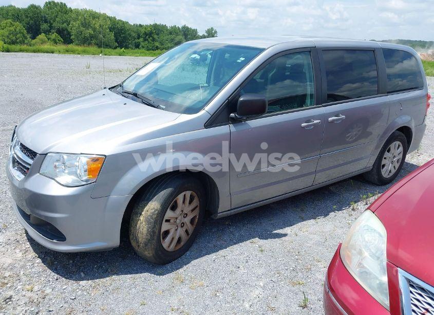 Photo 2 of 2017 Dodge Grand CARAVAN SE (VIN 2C4RDGBG0HR707941)