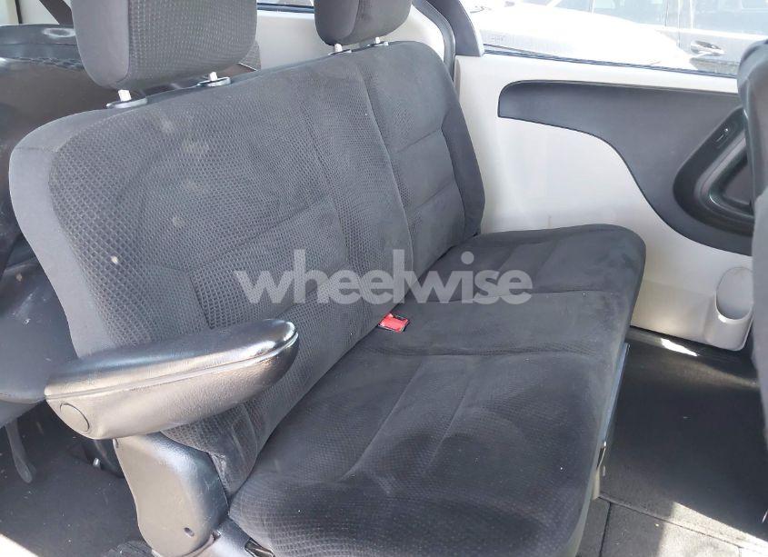 Photo 8 of 2017 Dodge Grand CARAVAN SE (VIN 2C4RDGBG0HR844085)