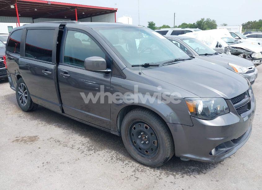 2018 Dodge Grand CARAVAN SE PLUS (VIN 2C4RDGBG0JR135209) main photo
